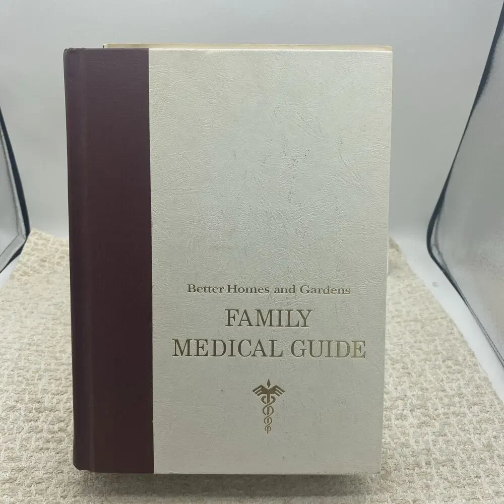 Better Homes and Gardens Family Medical Guide 1966 Hardcover Book 8d